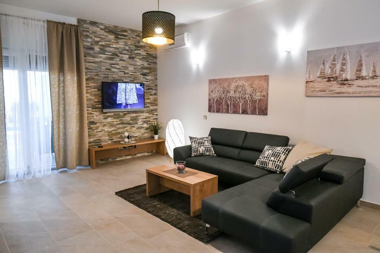 Villa Paula Opatija Bagian luar foto